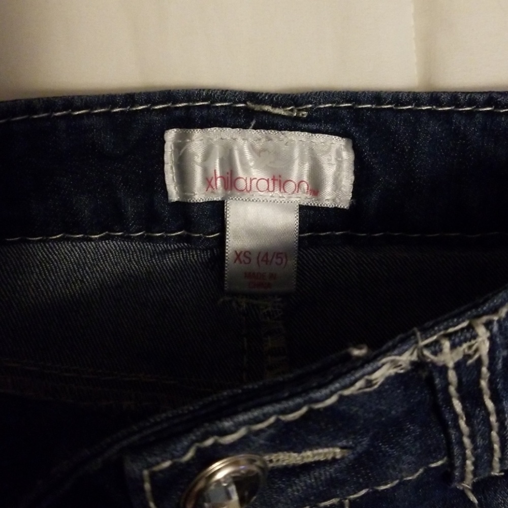 Xhilaration XS (4/5) denim shorts - Picture 2 of 4